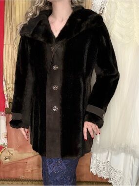 Vintage 70’s Tissavel of France Faux Fur Coat
